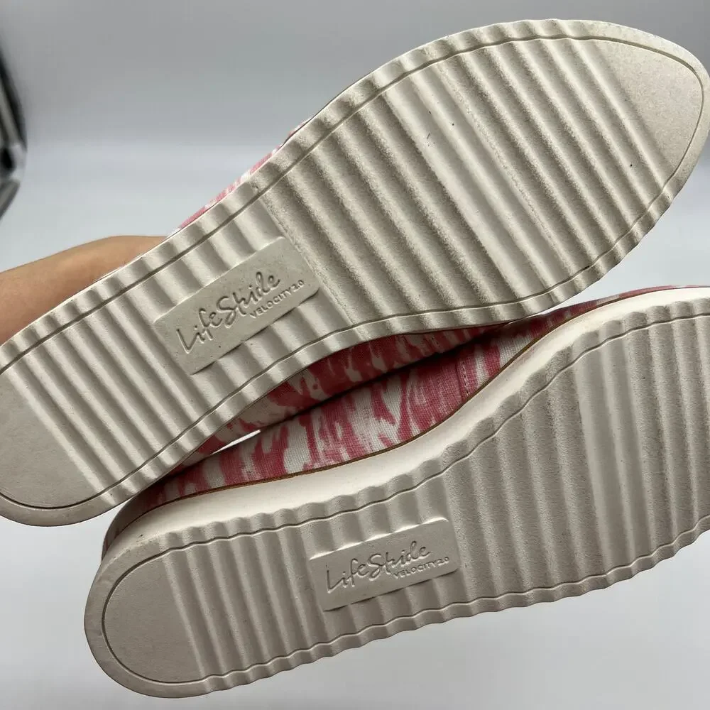 LifeStride Women's Shoes Size 6.5W Slip on Pink & White